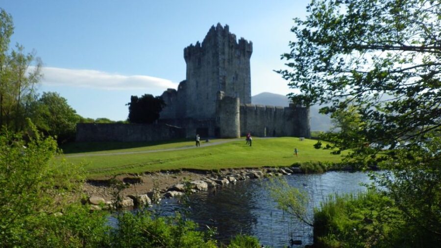 Ireland: Blarney Castle, Kilkenny & Irish Whiskey 3-Day Tour - Wicklow Mountains and Glendalough: granite paths and a 6th-century monastery ruin