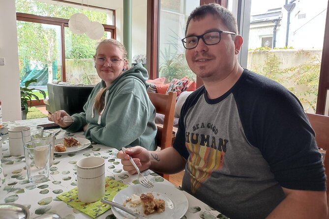 Irish Baking Class: Granny's Apple Cake, Traditional Scones - What You Eat at the End: Warm Treats, Classic Toppings