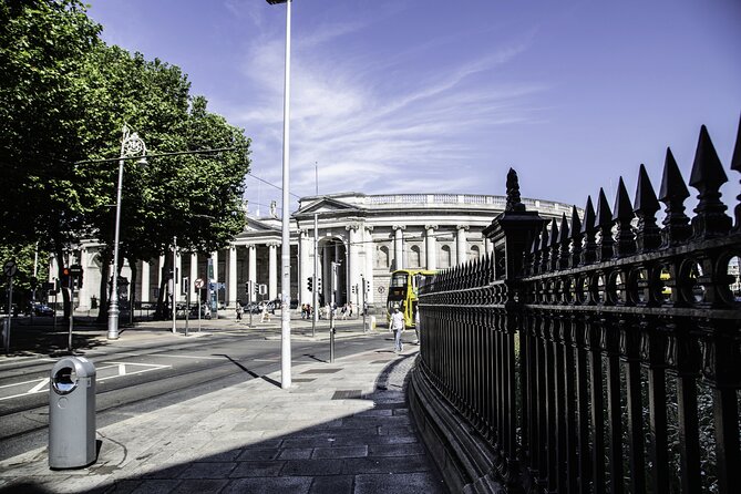 Legends, Ghosts and Ghouls Walking Tour Dublin - The guide makes or breaks the experience