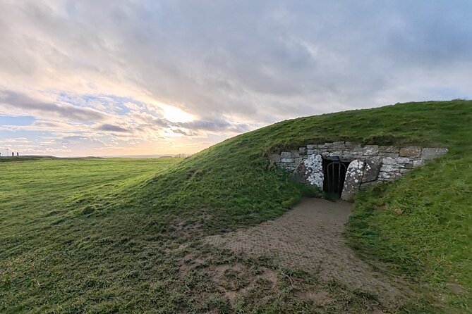 Newgrange, Trim Castle and Hill of Tara Private Tour from Dublin - Stop 2: Hill of Tara’s Myth and Archaeology in One Guided Hour
