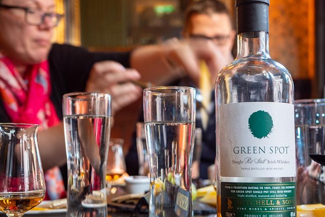 Premium Whiskey and Food Tasting in Dublin - Comfort Tips for Dublin Streets (Especially on Rainy Nights)