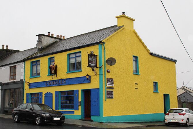 Private 3 Day West of Ireland and Cliffs of Moher Luxury Car Tour - Price and value: what $4,497 per group is really buying