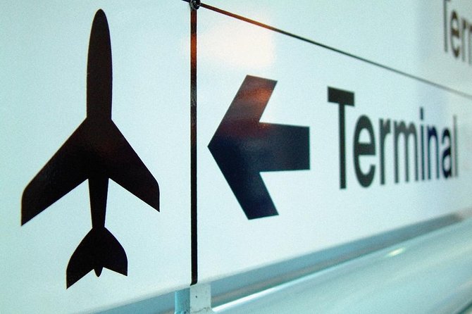 Private Dublin Arrival Transfer - Airport to Hotel / Accommodation - The car ride: timing, comfort, and the small perks that add up