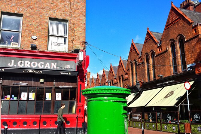 Private Dublin Sights and Pints (Walking Tour) - Ha’penny Bridge and City Hall: River Views and 1916 Context