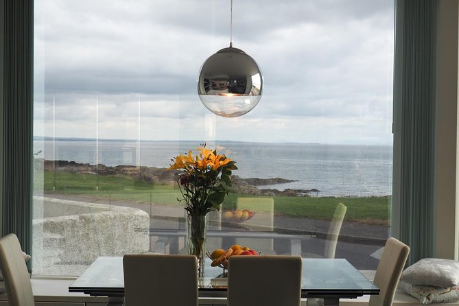 Private Market Tour and Irish Cooking Class in a Modern Skerries Home - The multi-course meal in-season: Guinness stew, brown bread, and sunset timing