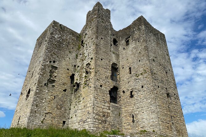 Private Tour from Dublin: Hill of Tara Trim Castle, Celtic sites - Hill of Tara: Prehistoric Meaning, the Mound of Hostages, and Real Artifacts