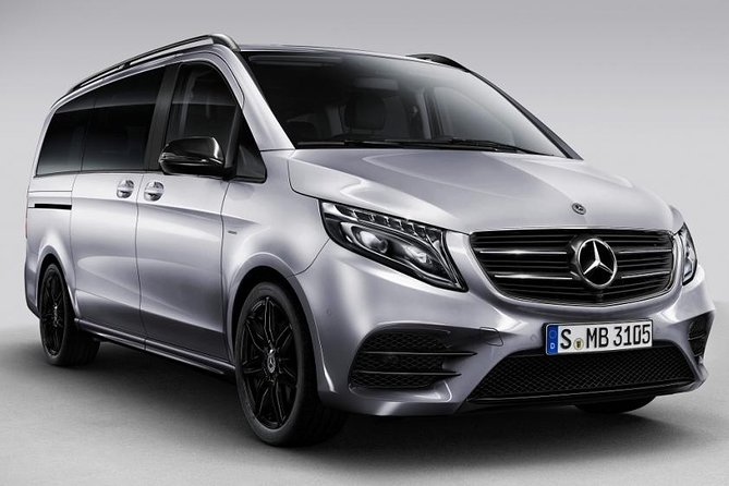 Private Transfer: Dublin Airport DUB to Dublin by Luxury Van - Meet & greet at Dublin Airport: nameplate, luggage help, and a smooth handoff