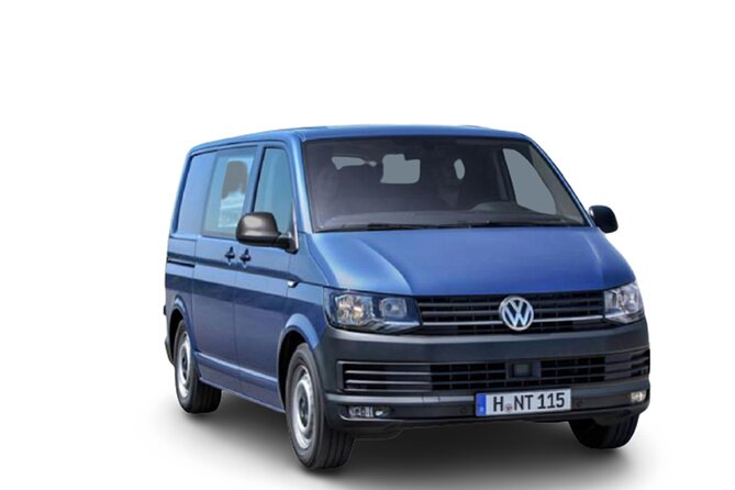 Private Transfer from Dublin city Center to Dublin airport One way Minivan - Door-to-door pickup: how your Dublin morning stays simple