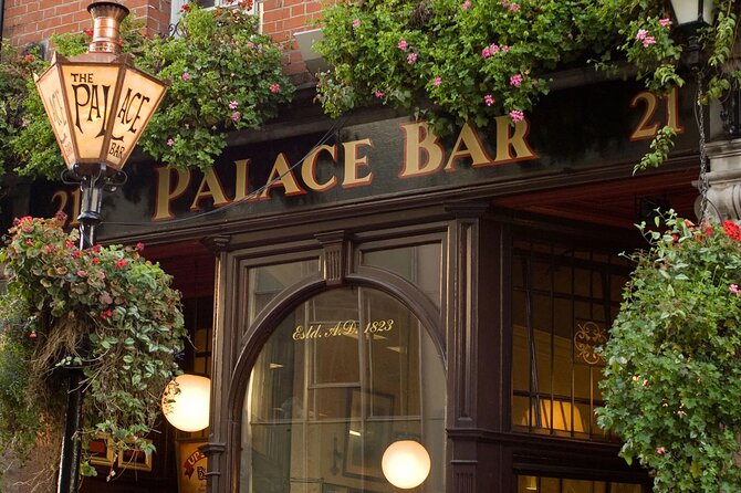 Pub Crawl Walking Tour Through the Heart of Irelands Capital - Stop 4: Ha’penny Bridge Inn (1732) and pour-your-own Guinness