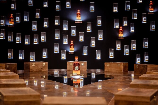 Roe & Co Distillery Experiences - Small-group format (max 4): better questions, better attention