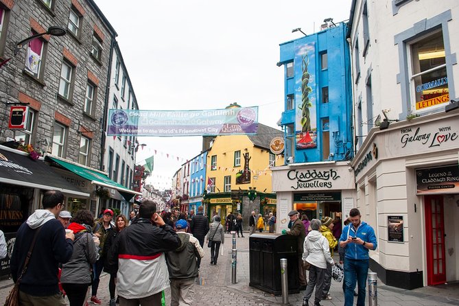 Scogliere di moher e Galway in italiano - The coach ride to the West: views plus downtime