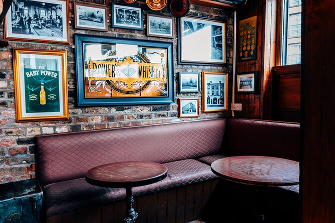 Sip and Stroll Whiskey History Walking Tour in Dublin - Stop 4: The Capstan Bar with ham and cheese toastie and 1800s worker vibes