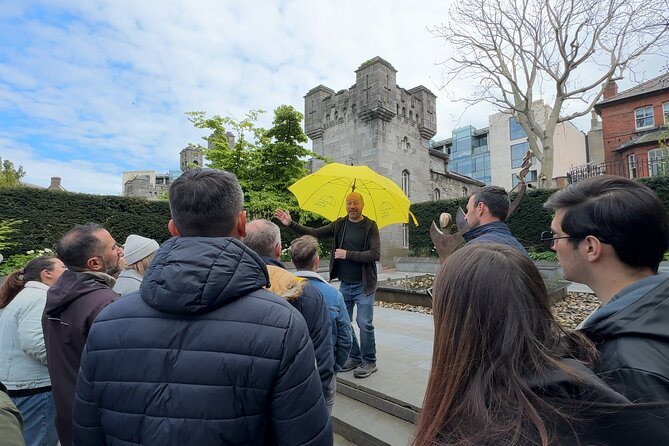 Small Group Bucket List Sights Walking Tour with a Local Guide - A 2-Hour Walk That Gets You Oriented in Central Dublin