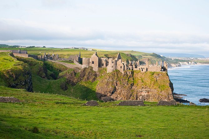 Spanish Belfast And Giants Causeway Tour - How long it really takes: a full 12-hour day from Dublin