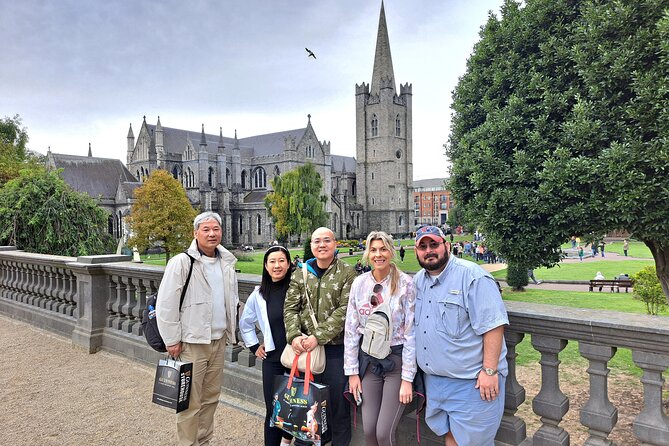 St Patrick's Cathedral, Book of Kells and Dublin Castle Tour - Comfort and Pacing: Cobblestones, Stairs, and a Max 30 Group