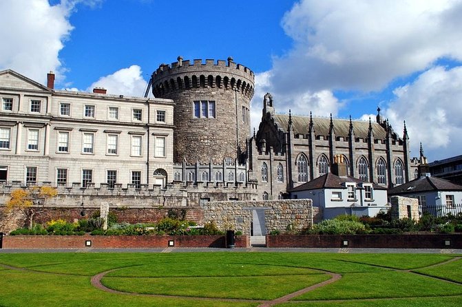 The Best of Dublin - Highlights and Hidden Corners - Temple Bar: famous street, real story, smart walking pace