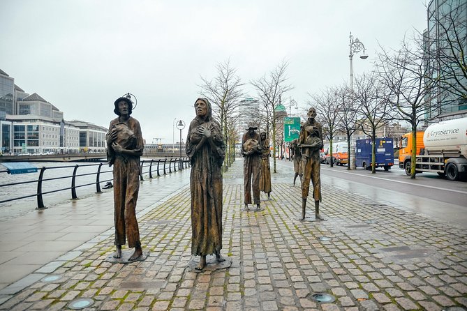 The History of Dublin With Locals: 1916 Easter Rising PRIVATE Tour - The private guide effect: pace, questions, and real street-level stories