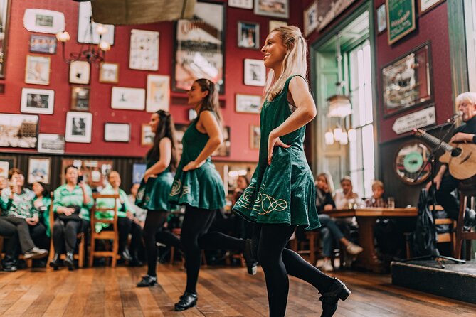 The Irish Dance Party in Dublin - Irish Dance Party Dublin: a fun plan that mixes show and lessons