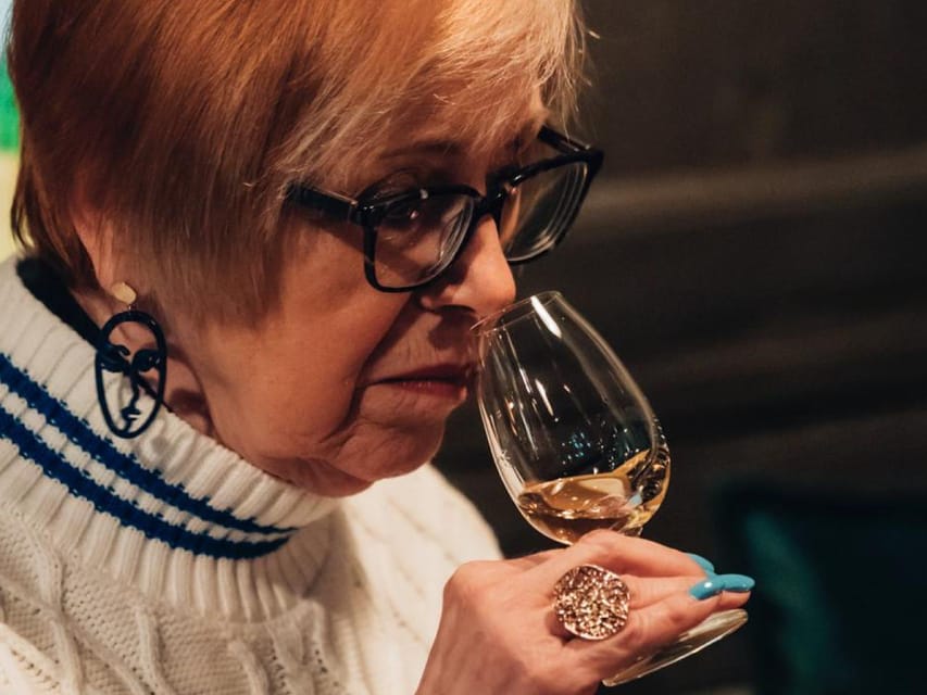 The Whiskey Trail - Stop 4: The 15-minute walk between bars