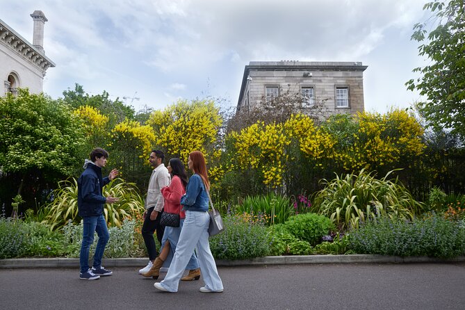 Trinity Trails: Guided Walking Tour of Trinity College - Guides, Stories, and the One-Hour Pace