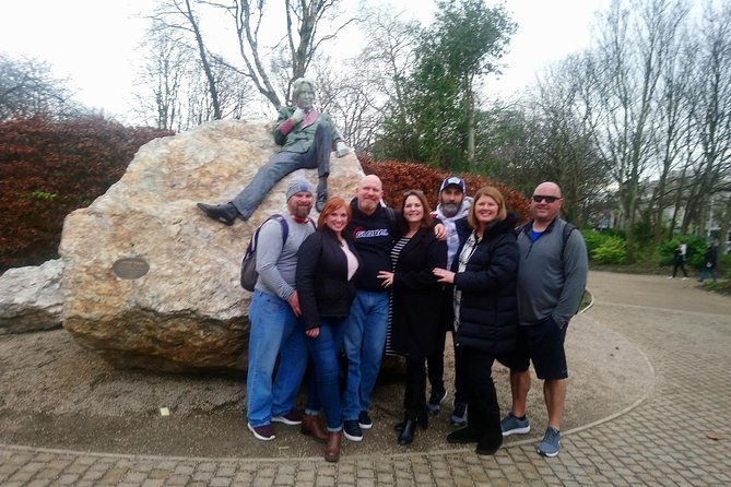 Walking tour in Merrion Square Park with a pint of Guinness Dublin Rogues Tour - Price and Value: Why $40.74 Can Be a Smart Buy