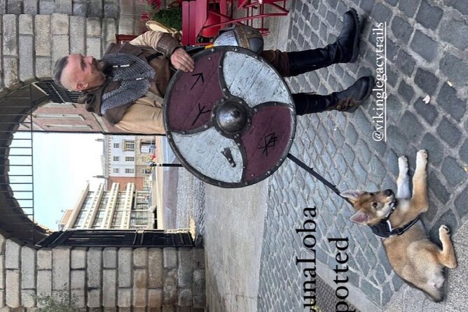 Walking Tour of Dublin’s Viking/Medieval Quarter with a Viking - Photo Moments: Replica Weapons and That Last Big Pose