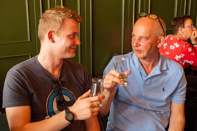 Whiskey Tasting Tour of Dublin - The core idea: an Irish whiskey lesson in real Dublin pubs